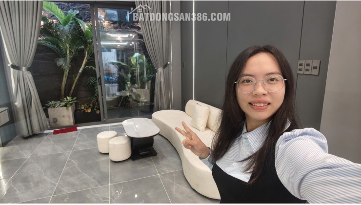 Nhà 5 tầng đầy đủ công năng ngay Aeon Tân Phú, 52m2 hẻm xe hơi chỉ nhỉnh nhẹ 6Đ